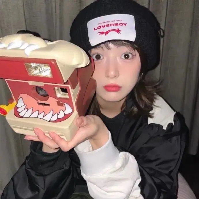 投靠女与出走男
